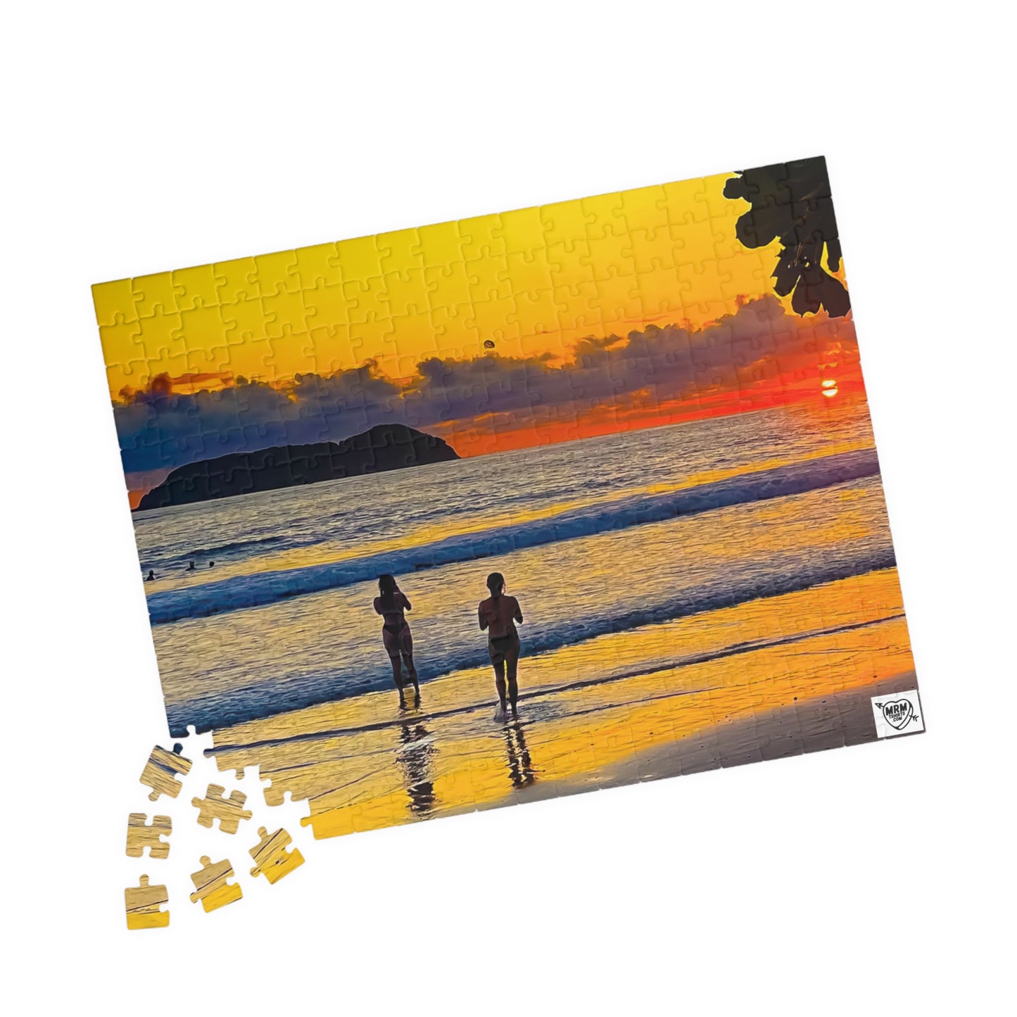 8 - Costa Rica beach two hot women - Puzzle