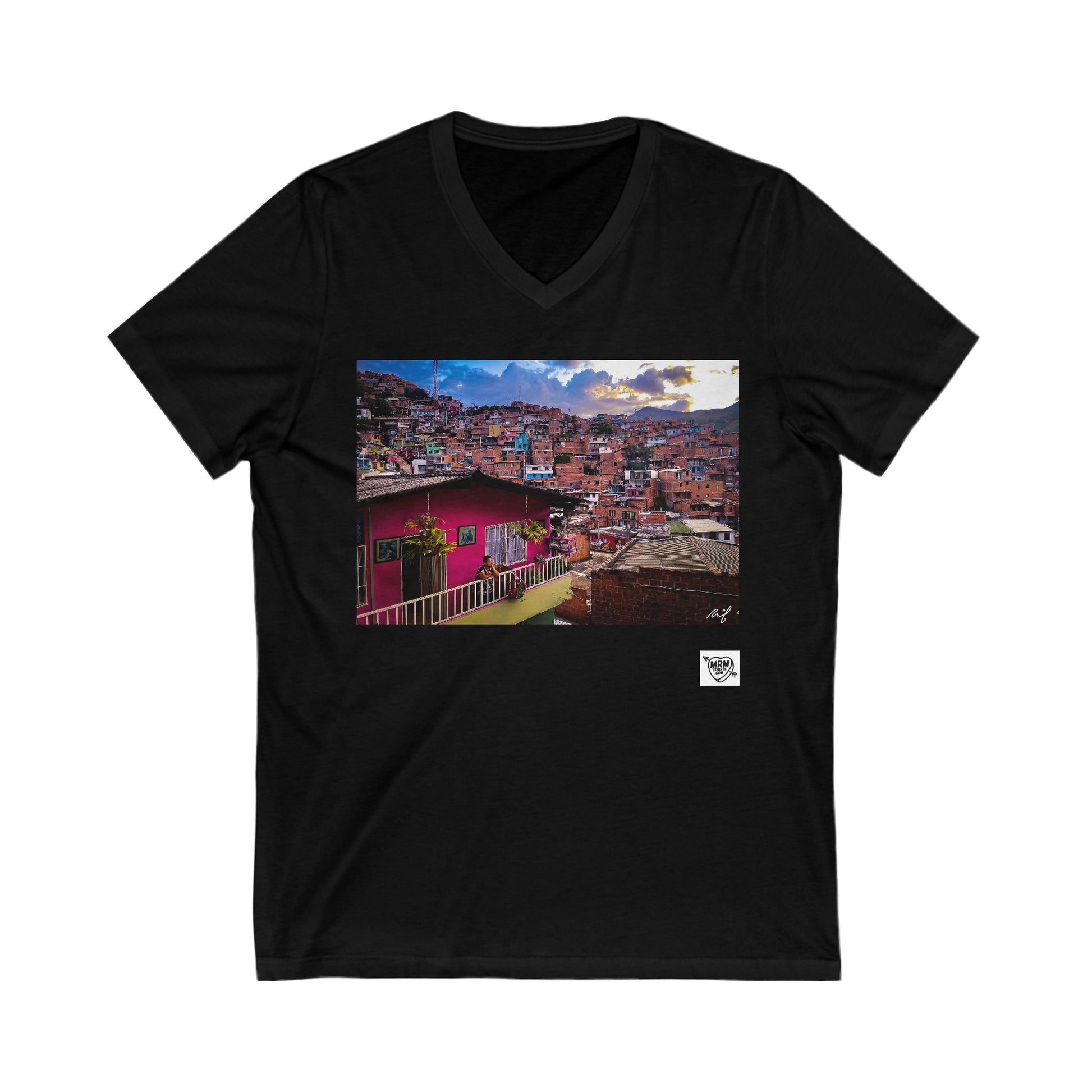 Colombian lady in Medellín - V-Neck