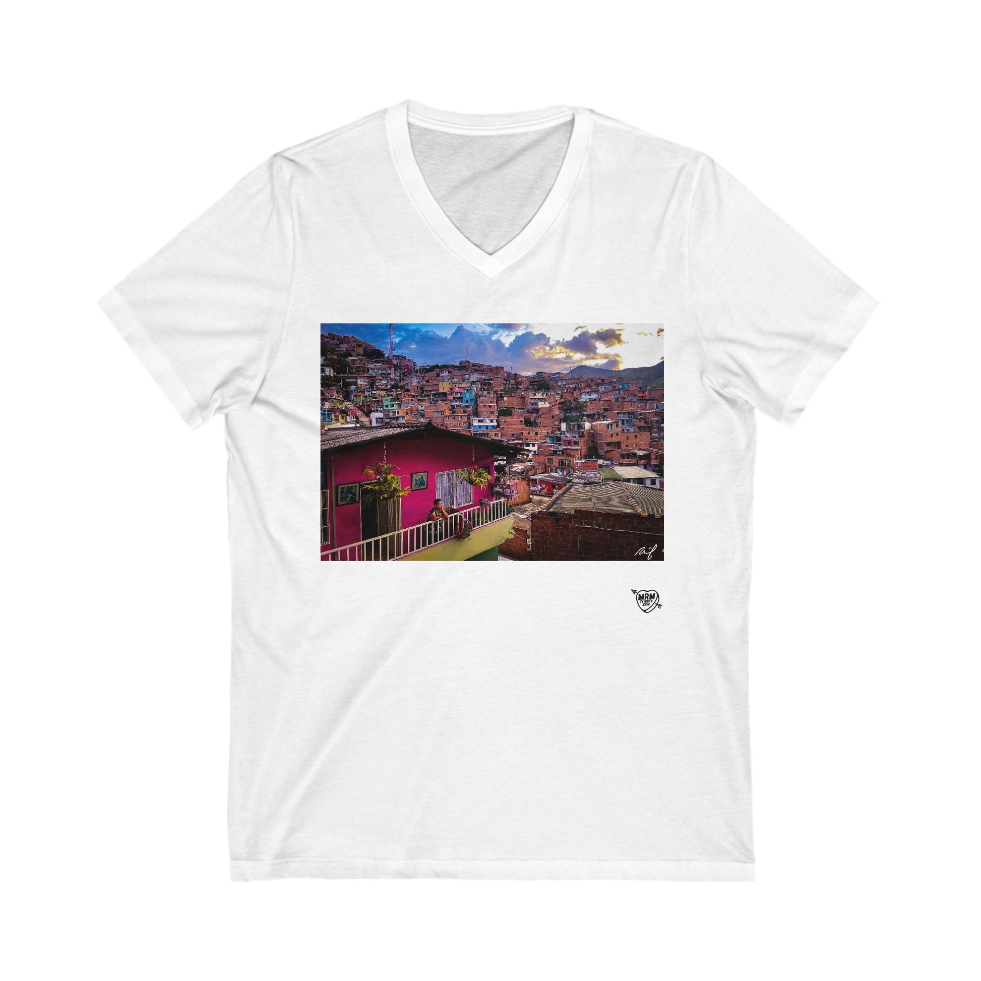 Colombian lady in Medellín - V-Neck